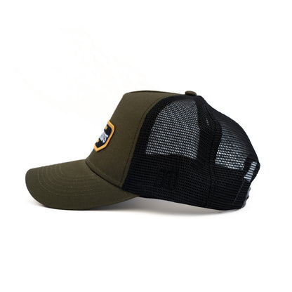 BOATS & TOWS TRUCKER HAT